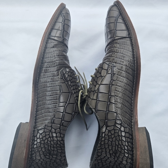 Stacy Adams Black Crocodile Pattern Oxfords main image 6